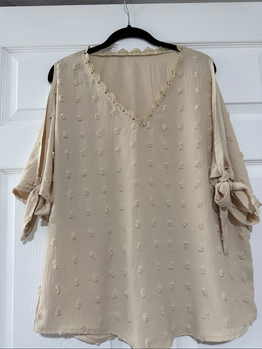 Women’s Beige V-Neck Textured Tie-Sleeve Blouse